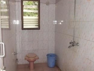 Hotel Indrayani Alandi エクステリア 写真